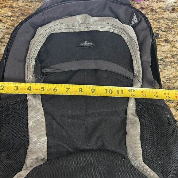 Samsonite Black And Gray Padded Zipper Pockets Travel Backpack - Picture 8 of 9